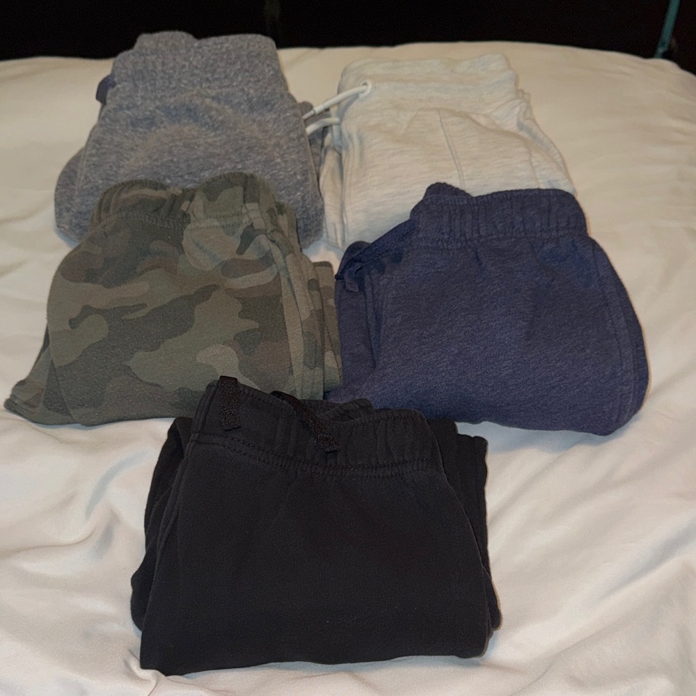 Boys lot of 5 Kids Sweatpants & Joggers Set - Black, Gray, Blue, Camo